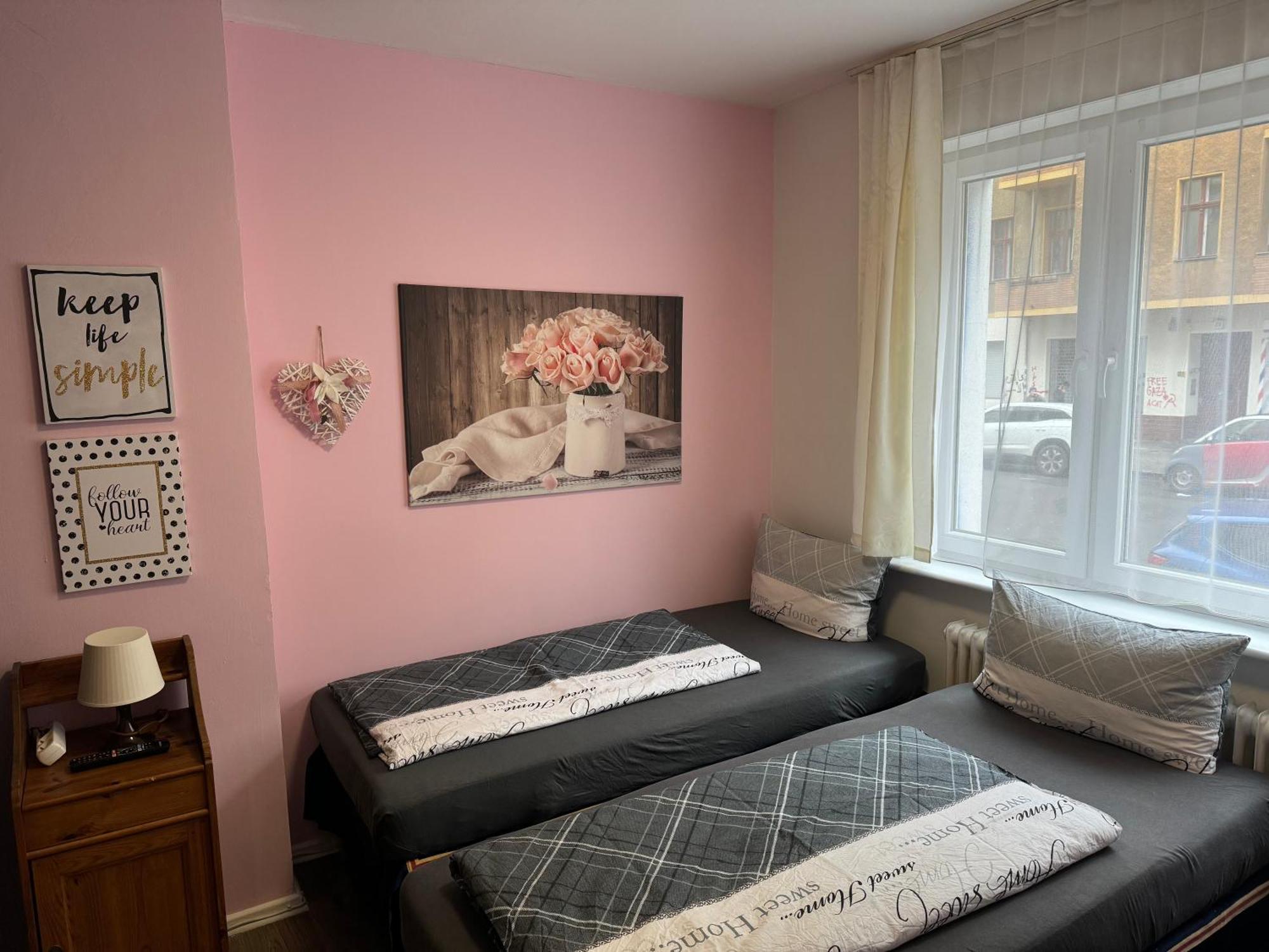 Berlin Pur - Wohnung Fuer Bis Zu 12 Personen Exterior foto