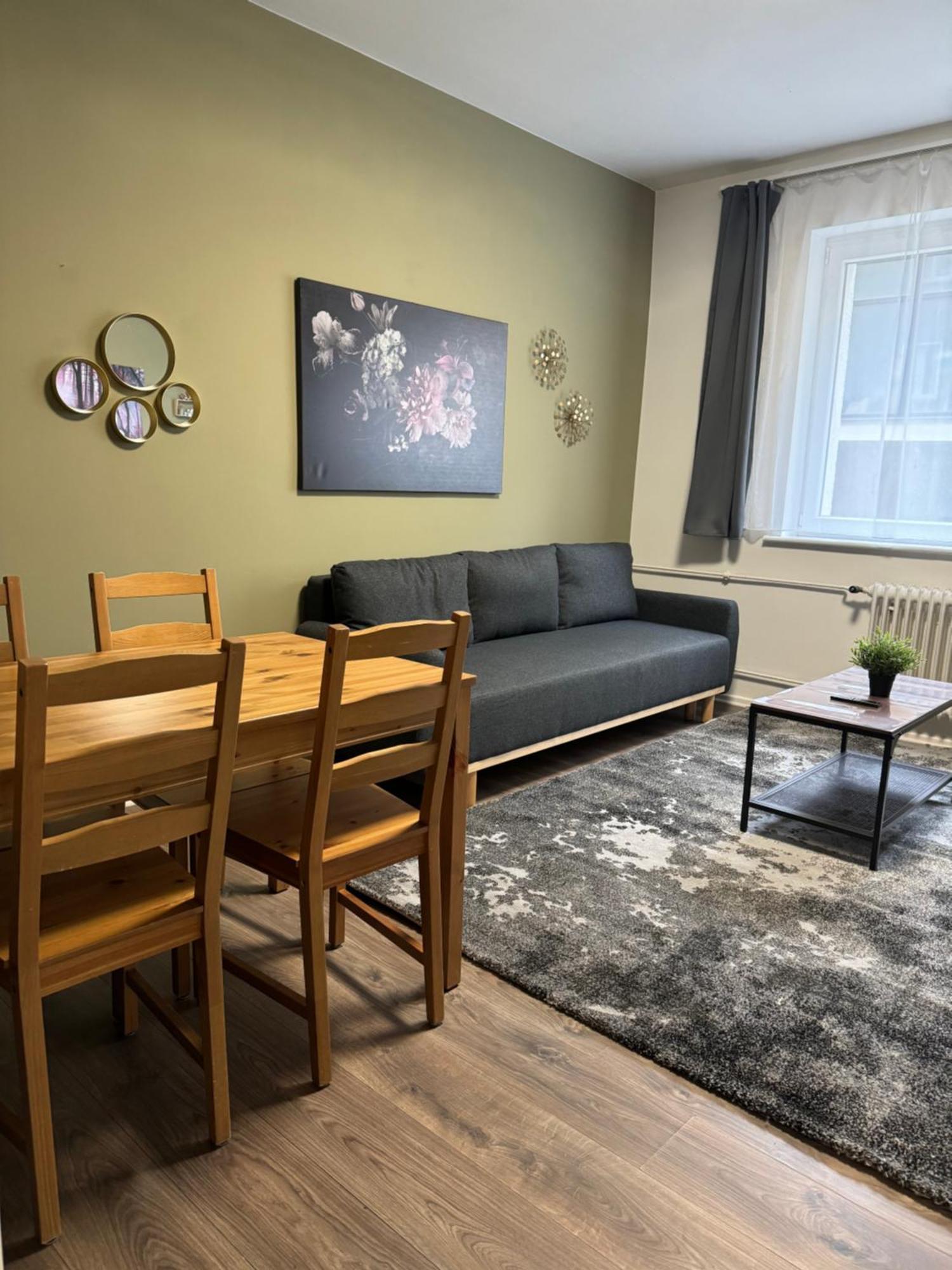 Berlin Pur - Wohnung Fuer Bis Zu 12 Personen Exterior foto